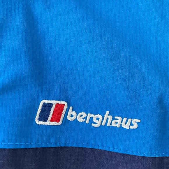 Berghaus 2 in 1 ski jacket - Picture 2 of 11